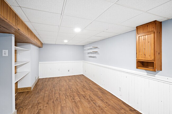 Building Photo - 415 Kelly Cir