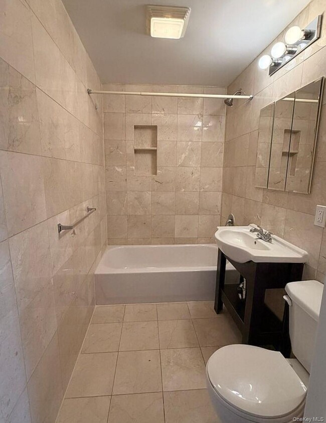 Building Photo - 82-65 116th St