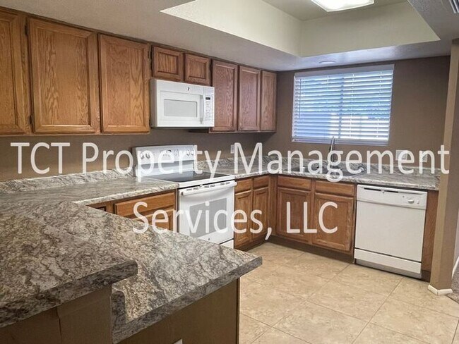 Building Photo - Spacious 3 Bedroom on Cul-de-Sac!