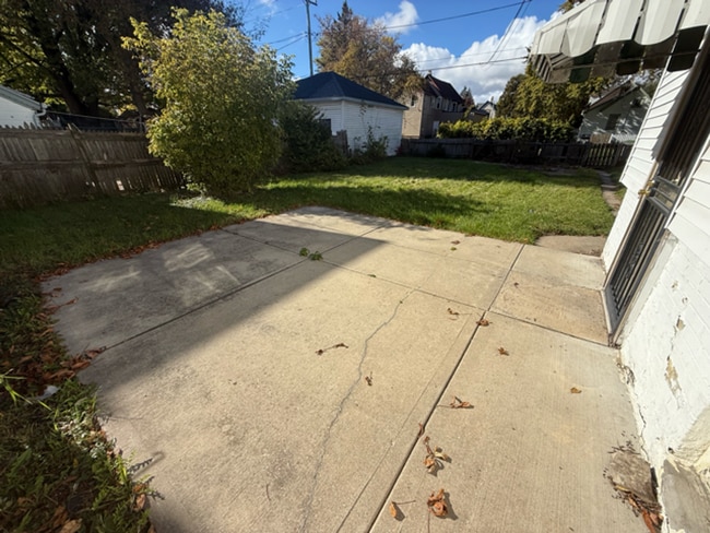 Building Photo - 3635 Dr. William Finlayson St