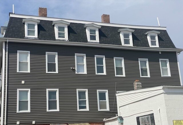 Building Photo - 241 Wickenden St
