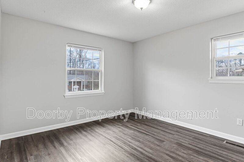 Building Photo - 181 Foster Dr