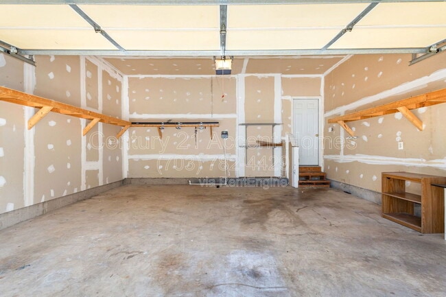 Building Photo - 9780 Lorraine Carol Way