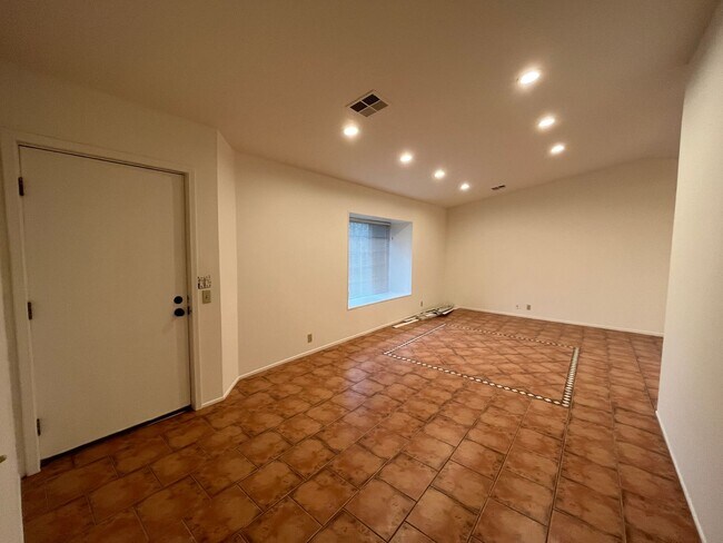 Building Photo - HEAVENLY VALLEY - FPM