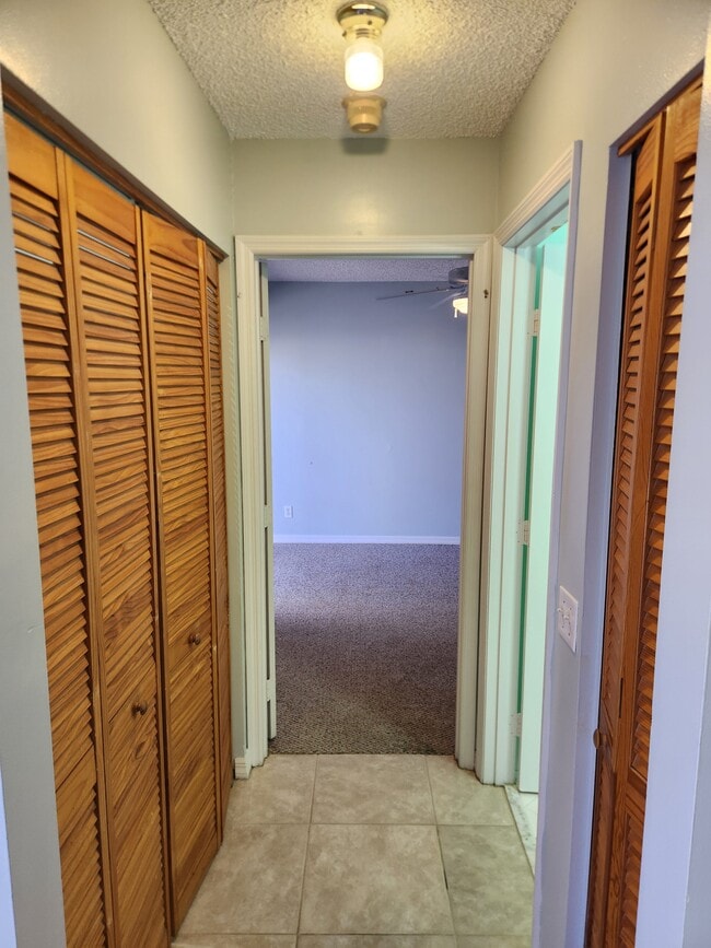 Building Photo - 1303 Peppertree Trl