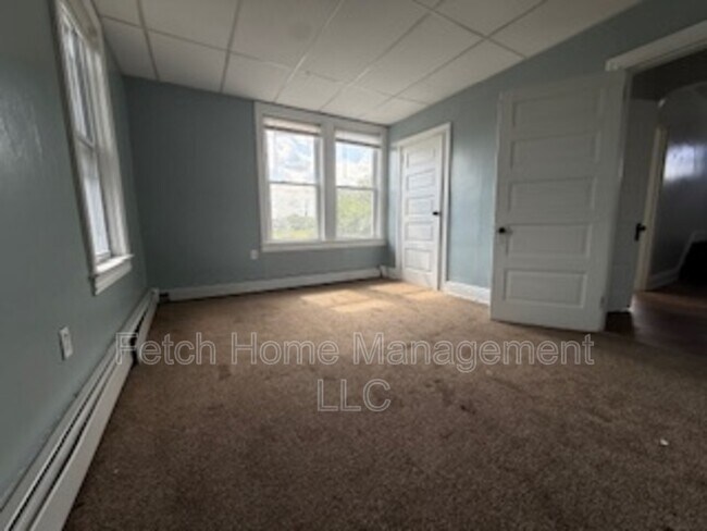 Building Photo - 143 N Albemarle St
