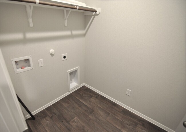 Building Photo - Be the First to Live Here!