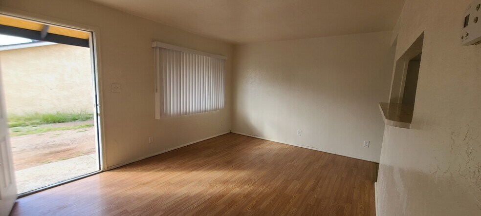 Building Photo - 1535 E 29th Ave