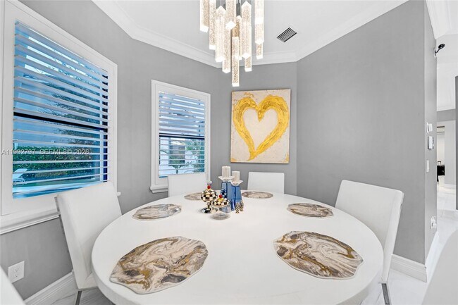 Building Photo - 16849 Pierre Cir