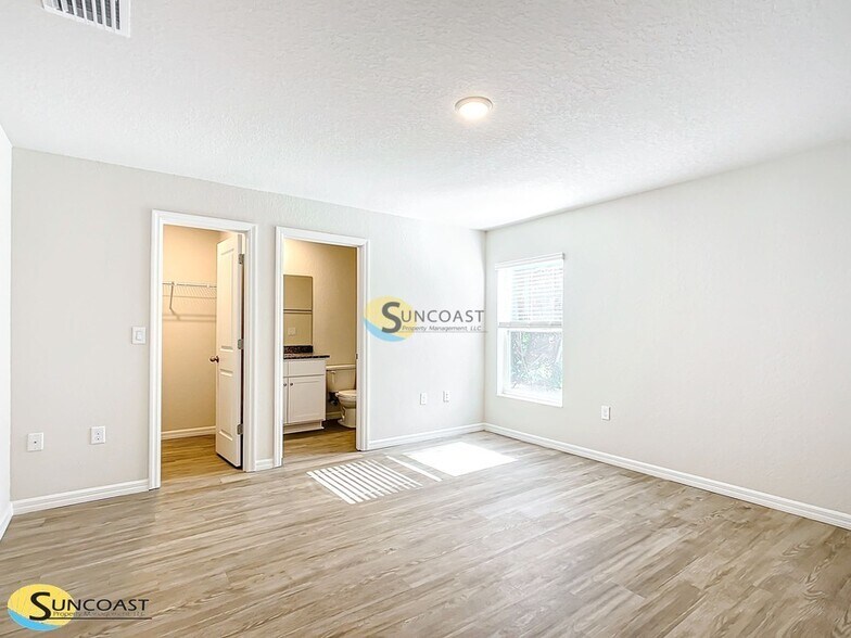 Building Photo - 6763 E Gurley St