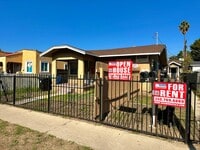 Building Photo - 1578E