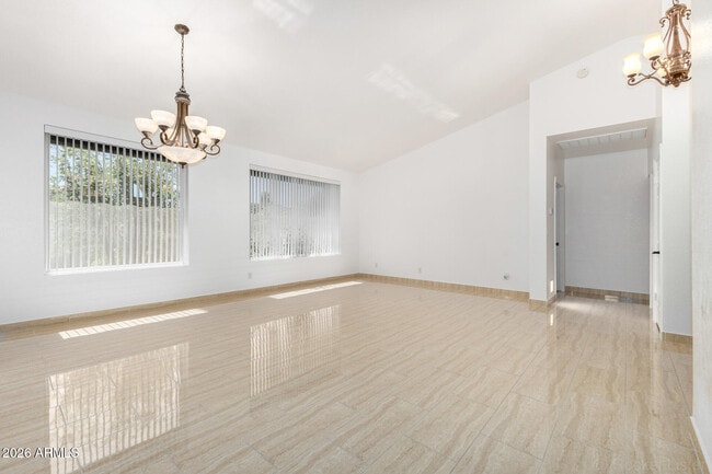 Building Photo - 9907 E Wood Dr