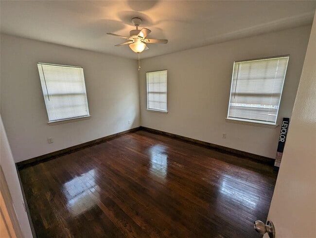 Building Photo - 4604 Gunter St