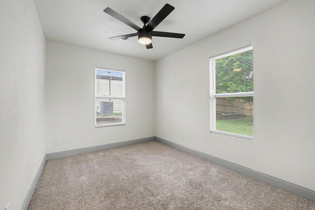 Building Photo - Beautifully Remodeled Home for Rent – Plenty of Space Inside & Out!