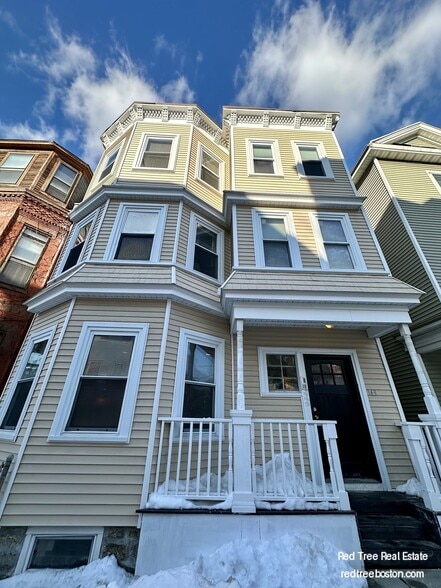 Building Photo - 143 Hillside St