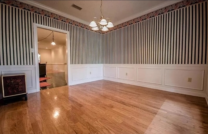 Building Photo - 2 Lake Laurie Dr