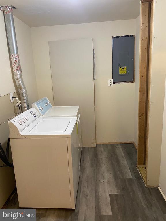 Building Photo - 21733 Tottenham Hale Ct