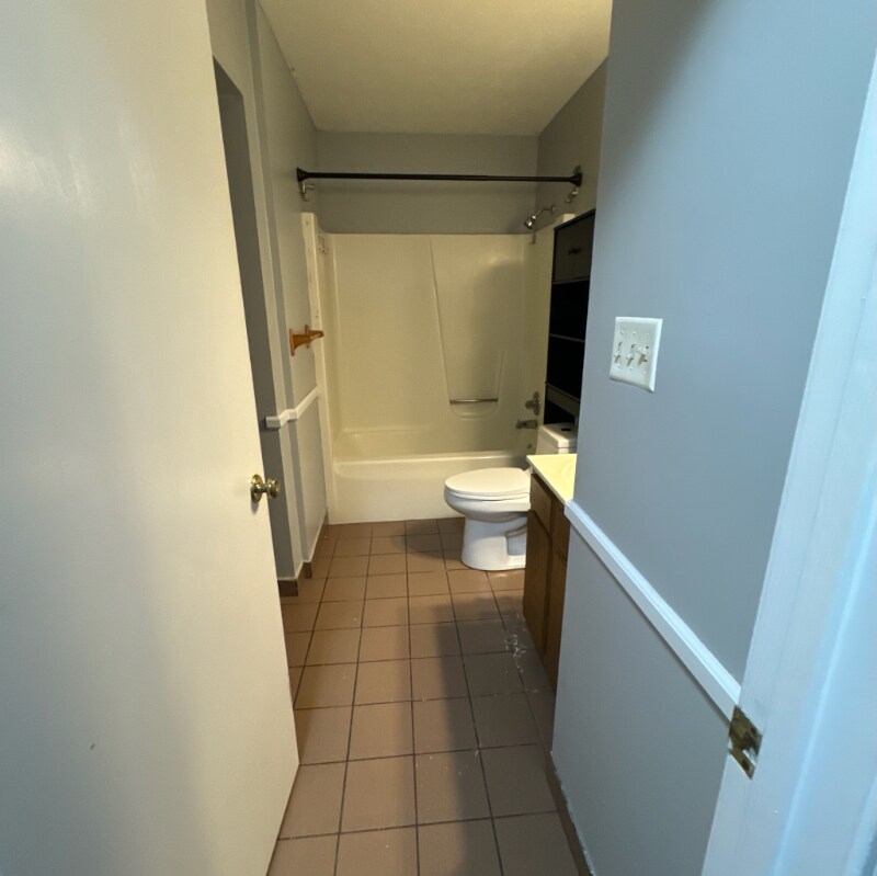 Building Photo - 118 Springside Ave