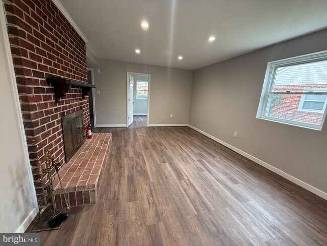Building Photo - 314 Ridgely St