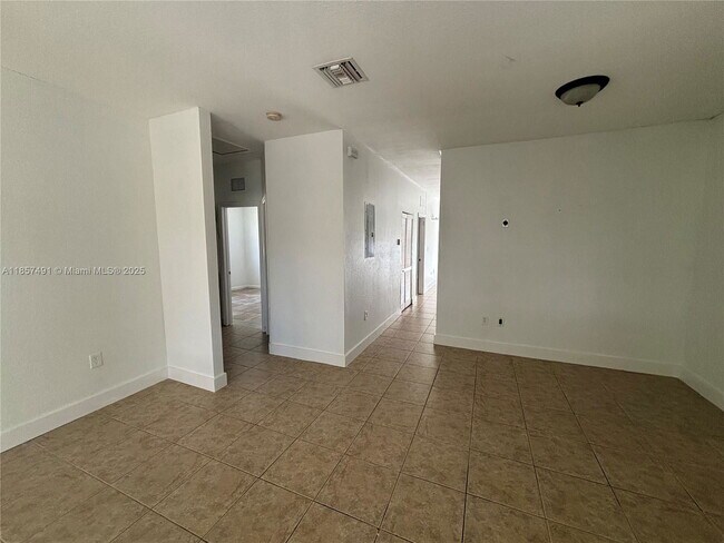 Building Photo - 26514 SW 138th Ave