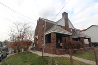 Building Photo - 160 Bertha St