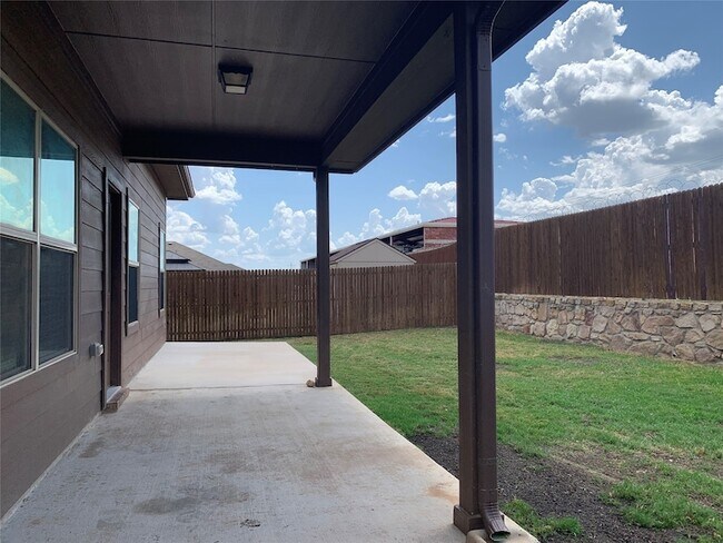 Building Photo - 6353 Eagle Lake Ct