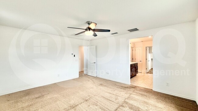 Building Photo - 10935 E Tesla Ave
