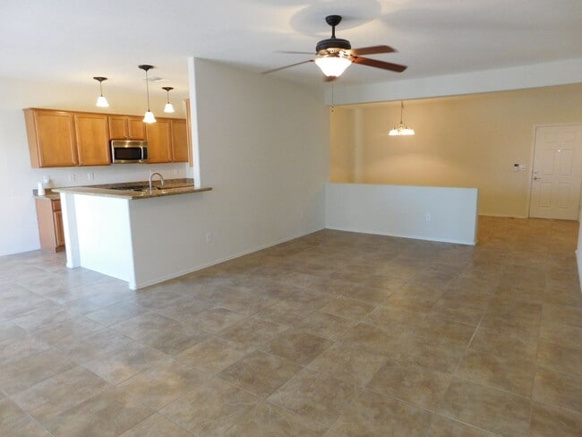 Building Photo - GORGEOUS HOME IN SUN CITY ALIANTE*AGE RESTRICTED COMMUNITY*3 LARGE BEDROOMS*OPEN FLOORPLAN*