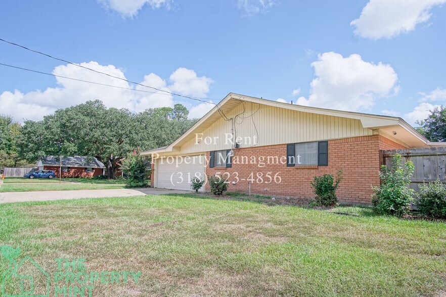 Building Photo - 2327 Whitney Dr