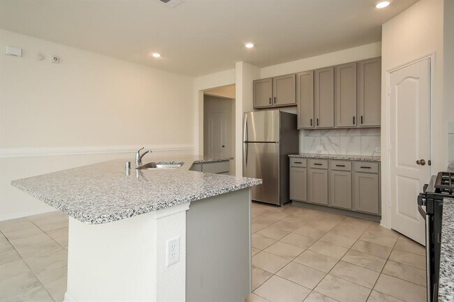 Building Photo - 22211 Davenport Downs Ln
