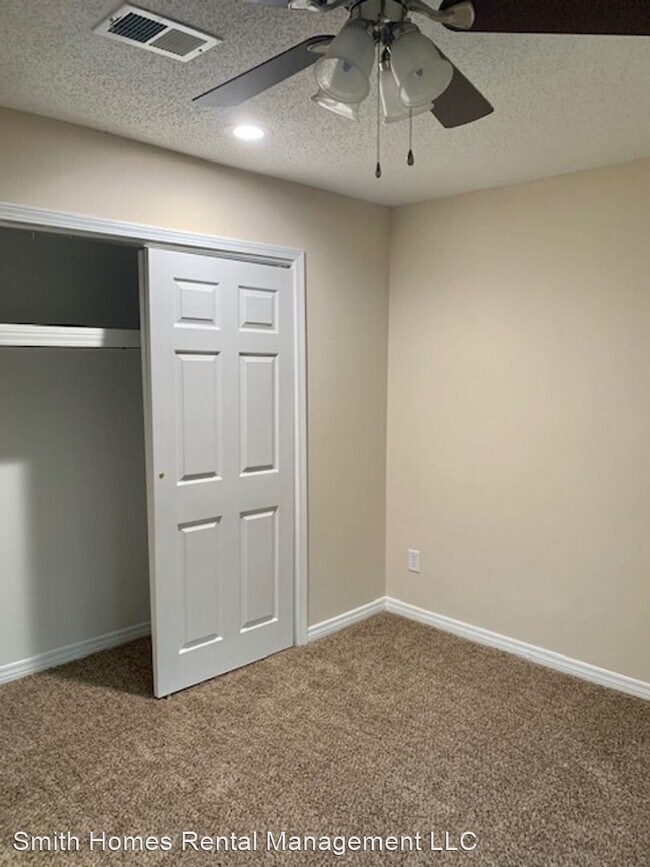 Building Photo - 4 br, 2.5 bath House - 112 Penny Court