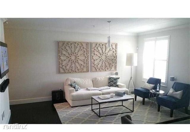 Building Photo - 3 br, 2 bath Townhome - 4622 Monarch Way