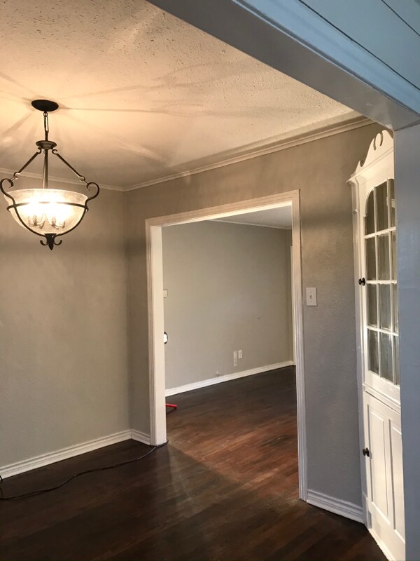 Building Photo - 2129 W Lotus Ave