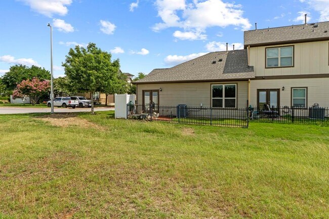 Building Photo - 1900 Little Elm Trail