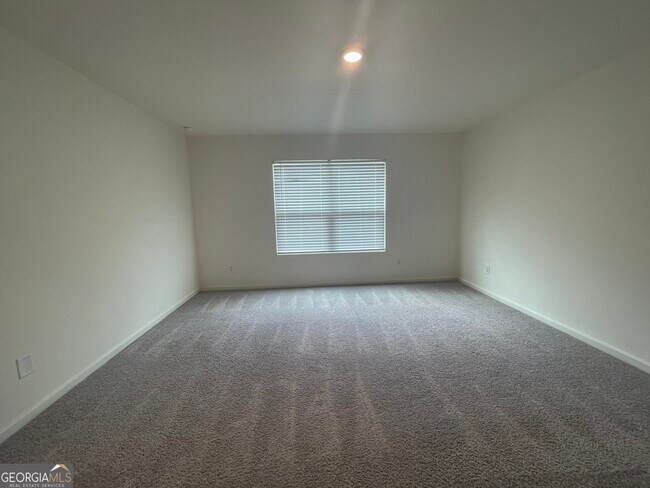 Building Photo - 35118 Condor Ct
