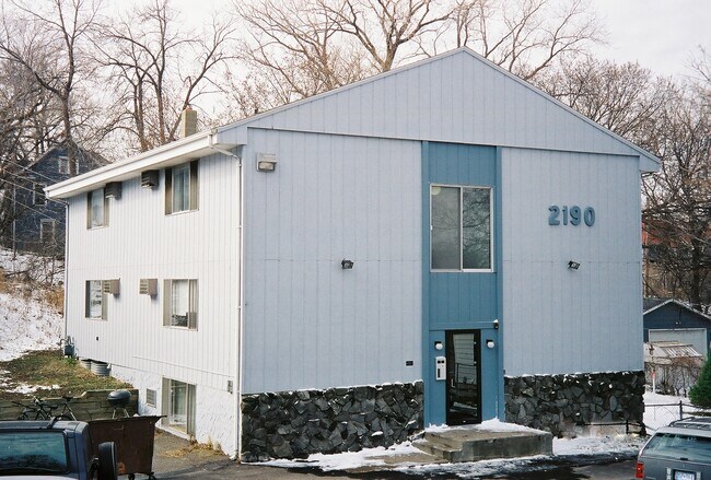 Building Photo - 2190 Robbins St