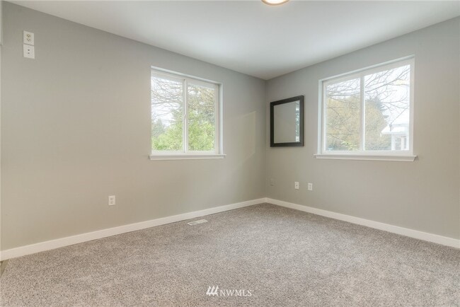 Building Photo - 9206 144th St Ct NW