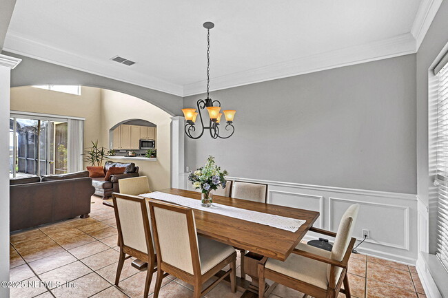 Building Photo - 4389 Seabreeze Dr