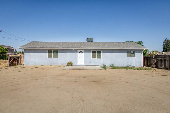 Building Photo - 10196 S Highland Ave