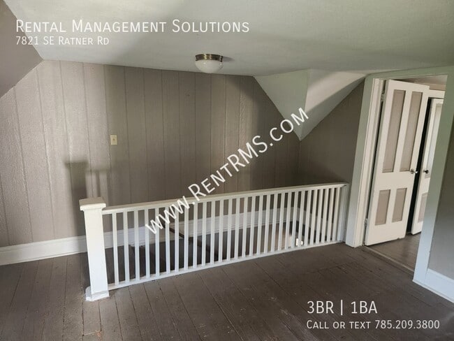 Building Photo - 7821 SE Ratner Rd