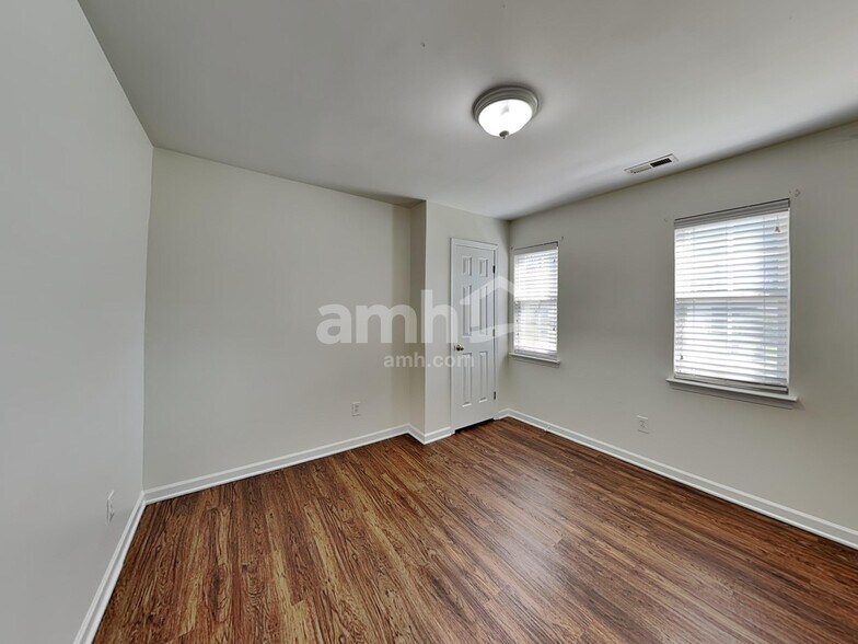 Building Photo - 6514 Pepperbush Ct