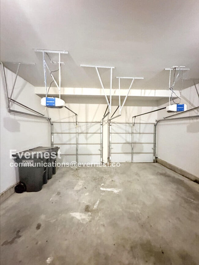 Building Photo - 195 Wellstone Pl