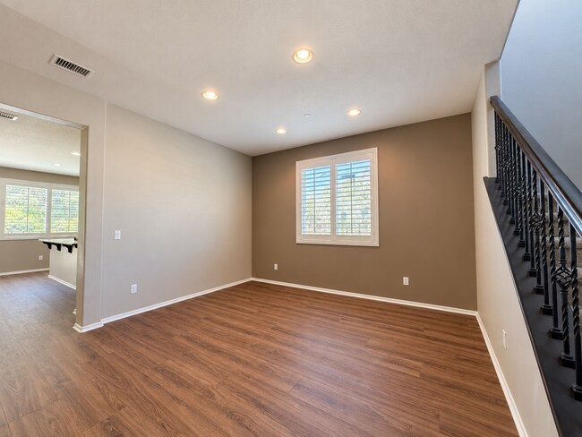 Building Photo - 31029 Branding Iron Ct