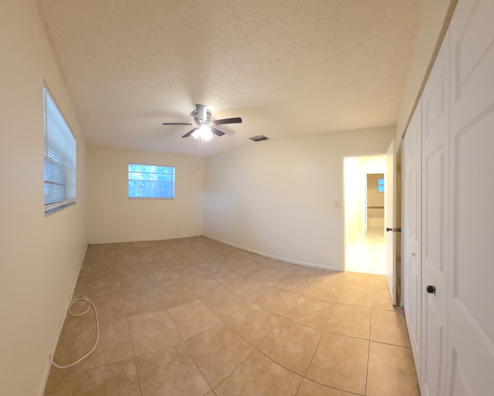 Building Photo - 2526 Taylor St