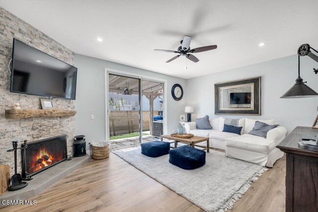 Building Photo - 1847 Fox Springs Cir
