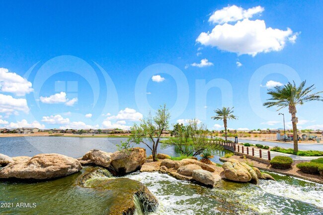 Building Photo - 40774 W Sunland Dr