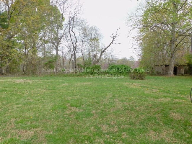 Building Photo - 3445 Huffine Mill Rd