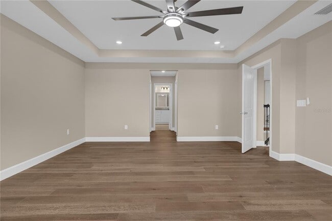 Building Photo - 1964 Burgundy Dr