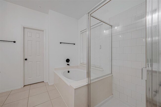 Building Photo - 20802 Louetta Oak Dr
