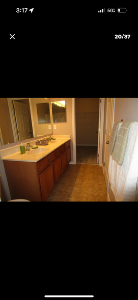 Building Photo - 277 Hennepin Dr